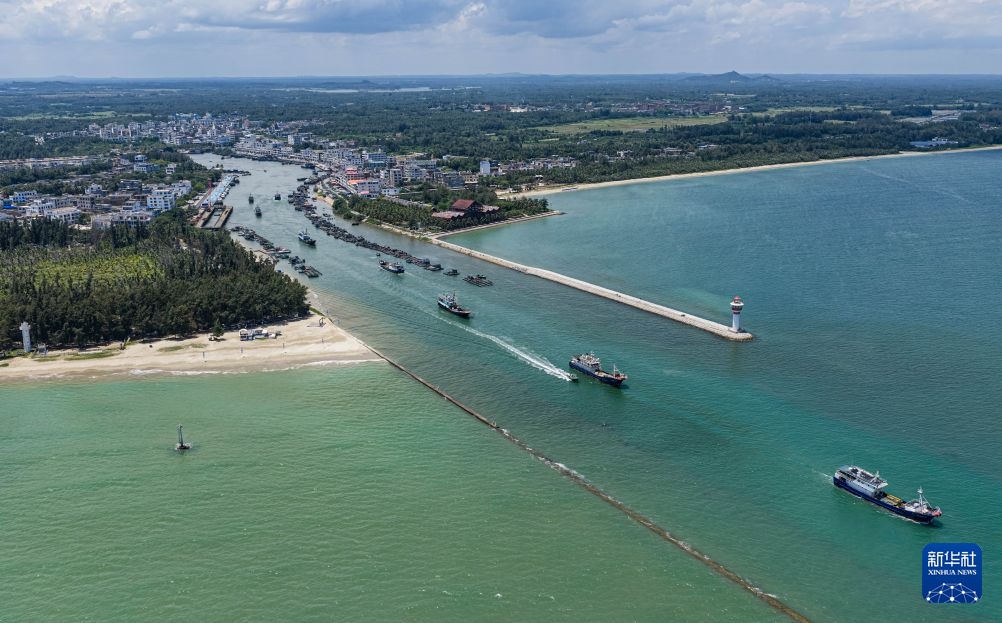 Nam Hải kết thúc thời gian tạm ngừng khai thác hải sản, ngư dân khôi phục hoạt động đánh bắt