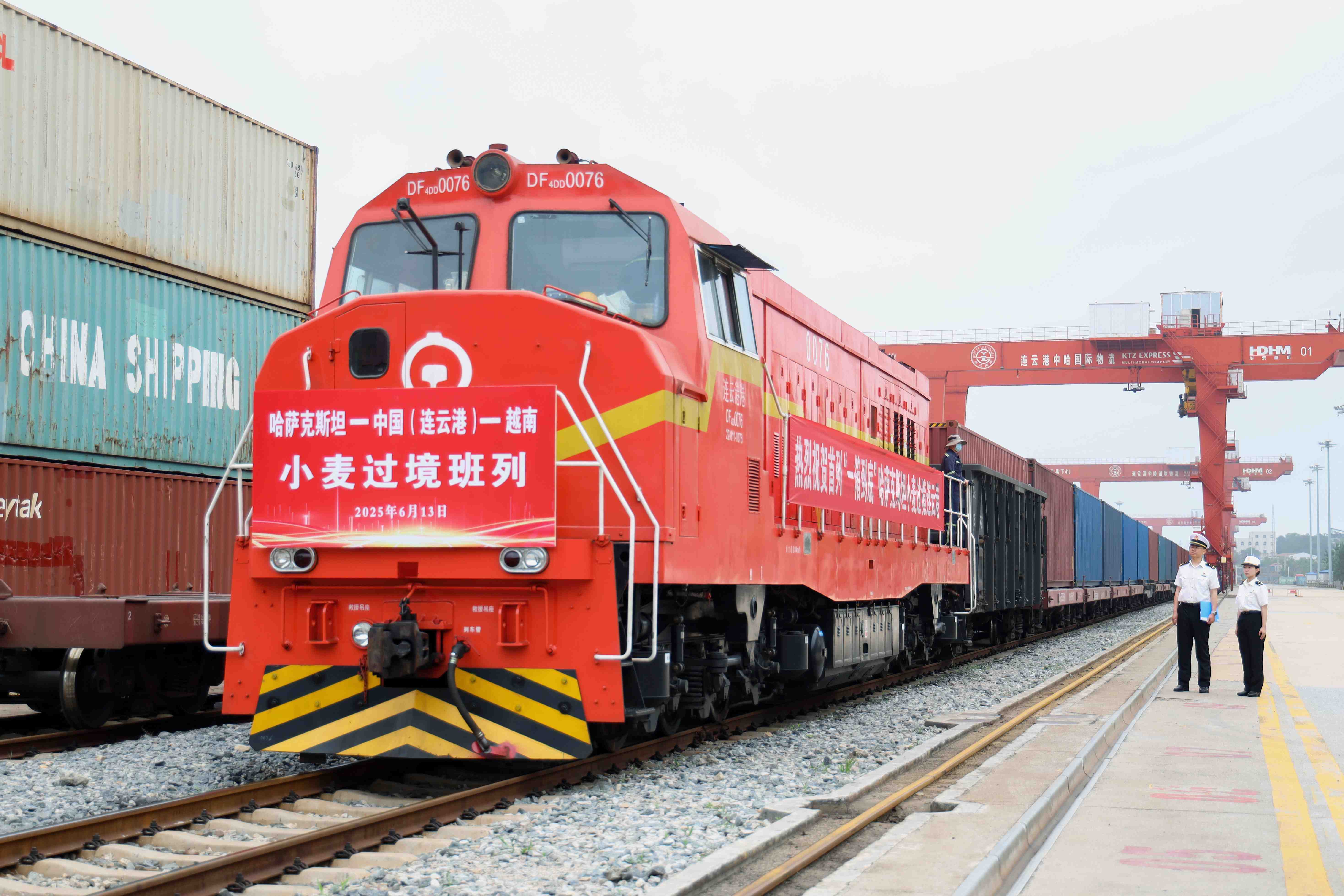 Khôi phục tuyến tàu chở lúa mì quá cảnh Kazakhstan - Trung Quốc (Liên Vân Cảng) - Việt Nam