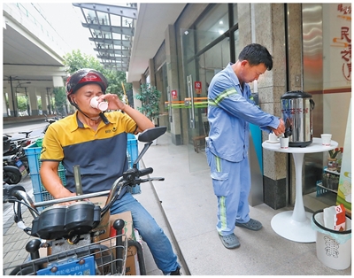 Ảnh: Tưởng Địch Văn - Phóng viên Giải Phóng Nhật Báo